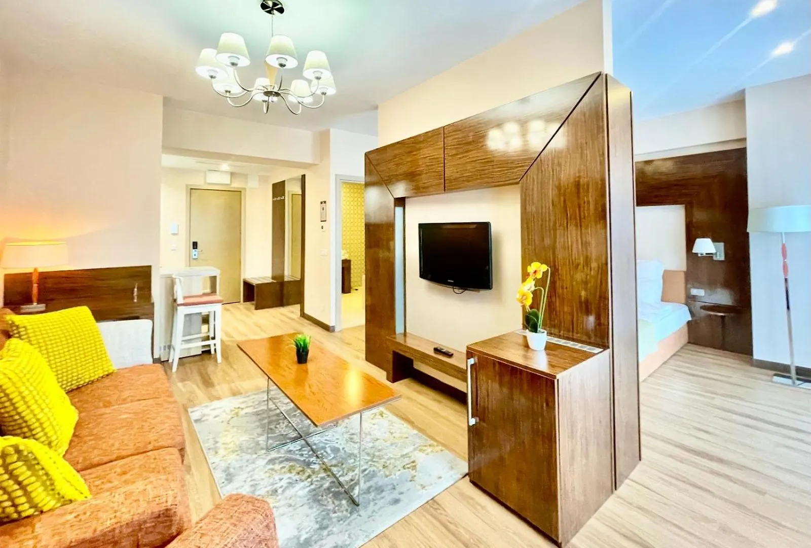 Presidential Luxury Apartments With Amazing View - Yamaluxe Bucharest Romania